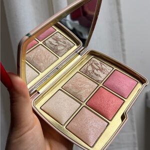 Hourglass Ambient Lighting Edit Deer Palette Limited Edition New No Box